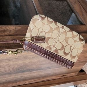 Coach authentic wristlet Coach wristlet Coach wristlet Coach wristlet Coach